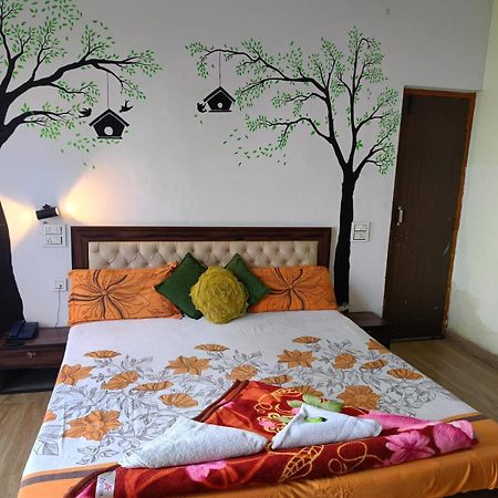 Joshi Holiday Home Stay Lansdowne Εξωτερικό φωτογραφία