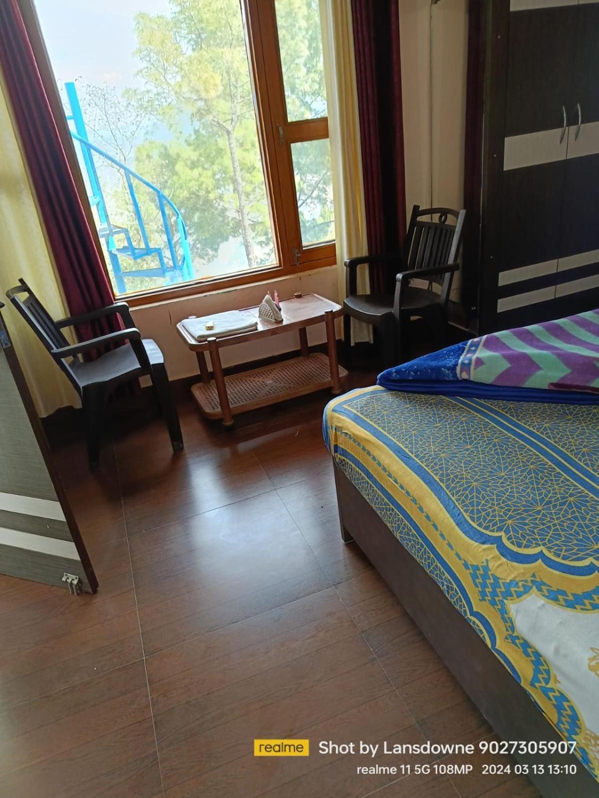 Joshi Holiday Home Stay Lansdowne Εξωτερικό φωτογραφία