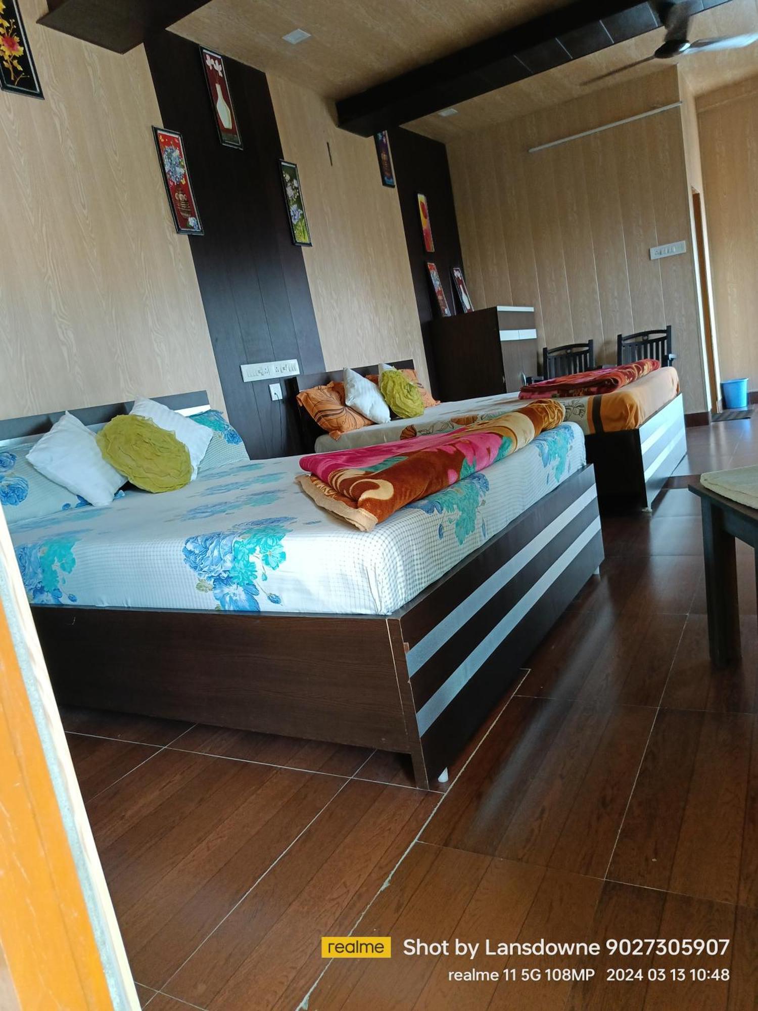 Joshi Holiday Home Stay Lansdowne Εξωτερικό φωτογραφία