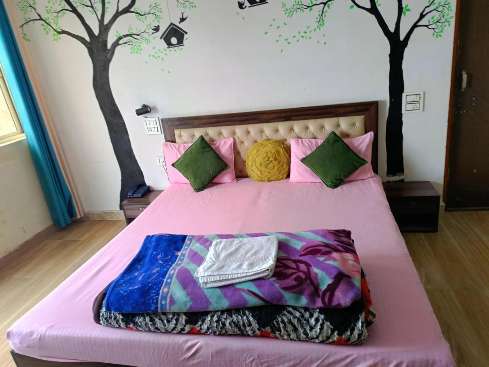 Joshi Holiday Home Stay Lansdowne Εξωτερικό φωτογραφία